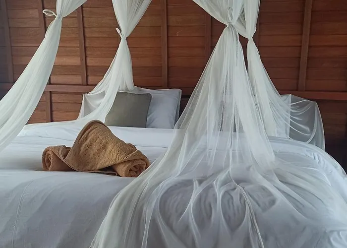 The Indah Cliff Sea View Vakantiehuis