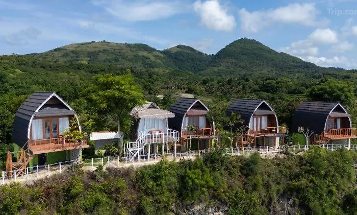 The Indah Cliff Sea View Vakantiehuis Polilit