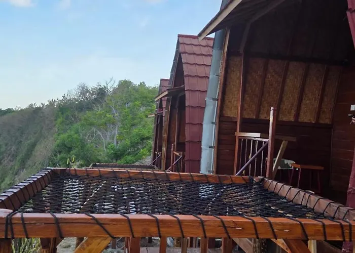 Vakantiehuis The Indah Cliff Sea View