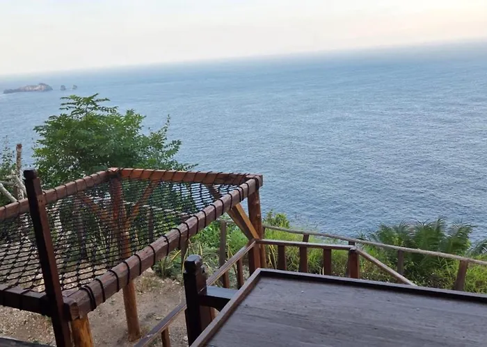 The Indah Cliff Sea View Vakantiehuis